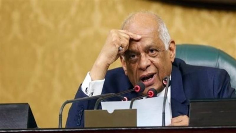 الدكتور علي عبد العال