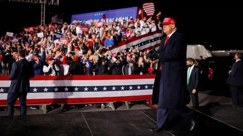 ترامب سيقيم الحفل