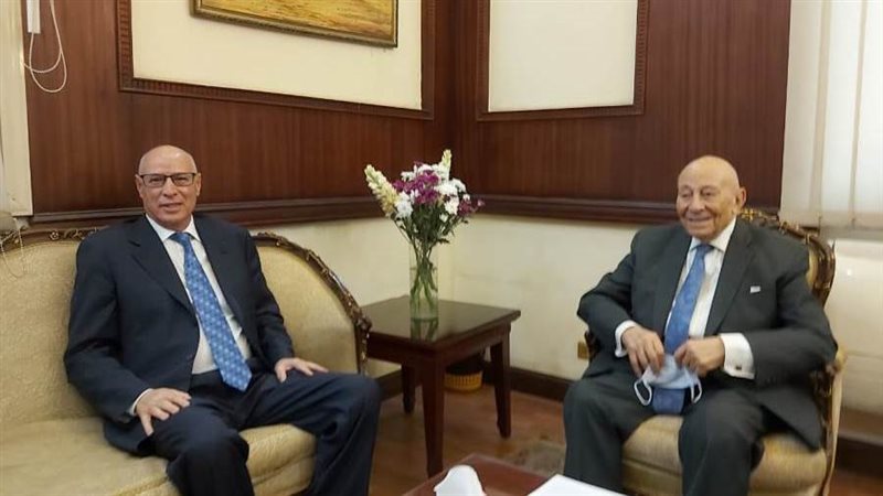 استقبال رئيس المجلس