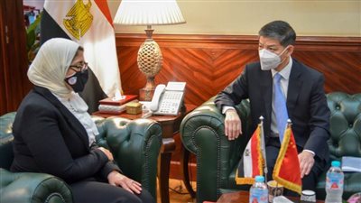 وزيرة الصحة تبحث مع السفير الصيني توفير لقاح كورونا