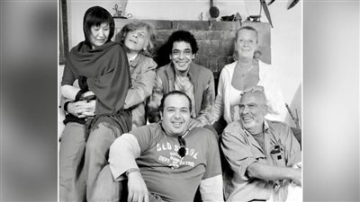 الكينج محمد منير يودع هاني ثابت بكلمات باكية 