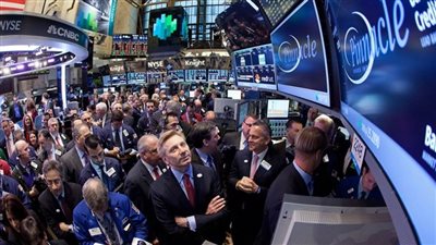 مؤشرات وول ستريت تتباين قبيل جرس الافتتاح وسط اشتعال السباق الرئاسي