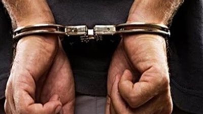 تحت تأثير المخدر.. عاطل ينهي حياة زوجة شقيقه طعنًا بسكين