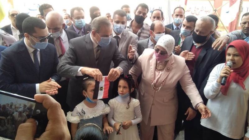 افتتاح المدارس