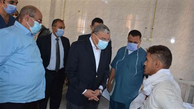 وفاة شخص وإصابة ١٢ في انقلاب سيارة بالصحراوي الشرقي بالمنيا