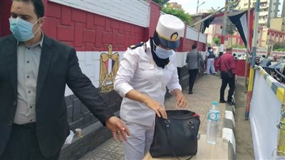 الشرطة النسائية تؤمن لجان انتخابات النواب بالمنصورة