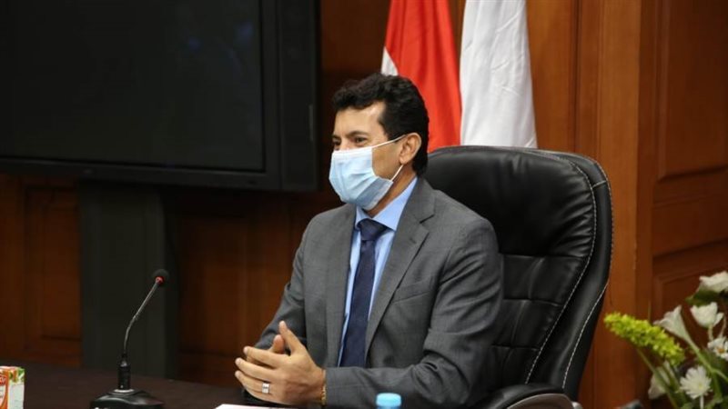 د. أشرف صبحى