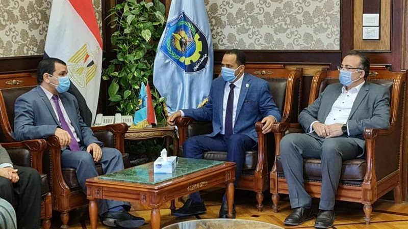 زيارة وفد من وزارة