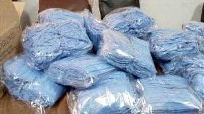 التحفظ على 15 ألف كمامة مجهولة المصدر في الإسكندرية