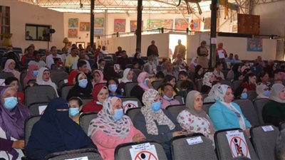 أبناء العاملين بهيئة النظافة بالقاهرة يسجلون شهادات التفوق