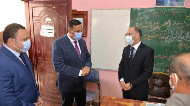 جولة المحافظ