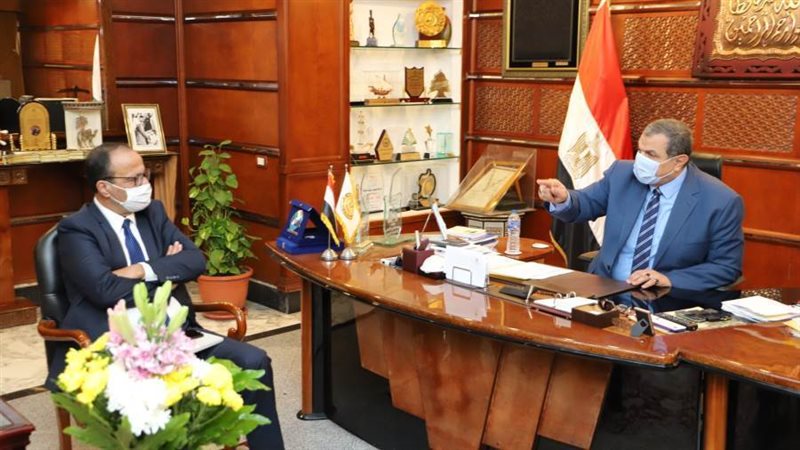 وزير القوى العاملة