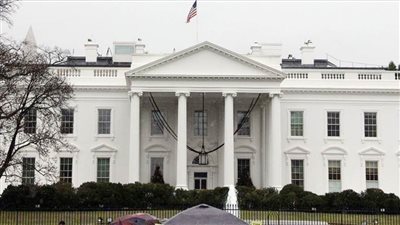  البيت الأبيض يصدر تعليمات بوقف التعاون من فريق بايدن الانتقالي