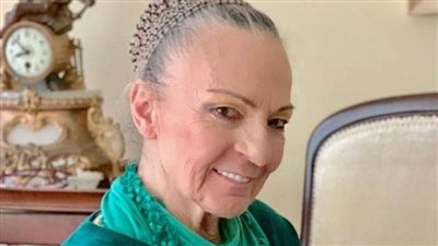 محاكمة فنانة شهيرة عمرها 80 عامًا انتقدت أردوغان والادعاء العام يطالب بسجنها