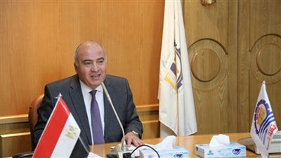 محافظ قنا: محطة مياه 