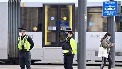 الشرطة البريطانية: نتعامل مع حادث أمني بعد اصطدام سيارة بمركز شرطة إدمونتون