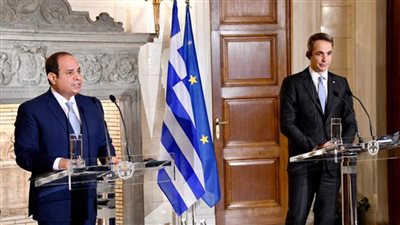 السيسي يؤكد أهمية تعزيز علاقات التعاون مع اليونان في مجالات الطاقة