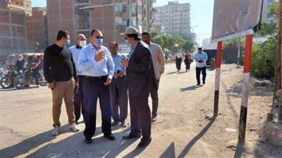 محافظ الشرقية يتابع أعمال رصف الطريق الدائري