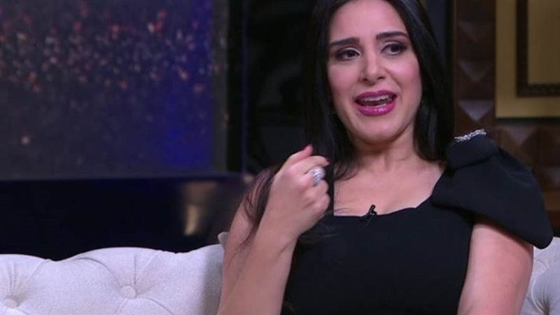 الفنانة ميرنا وليد