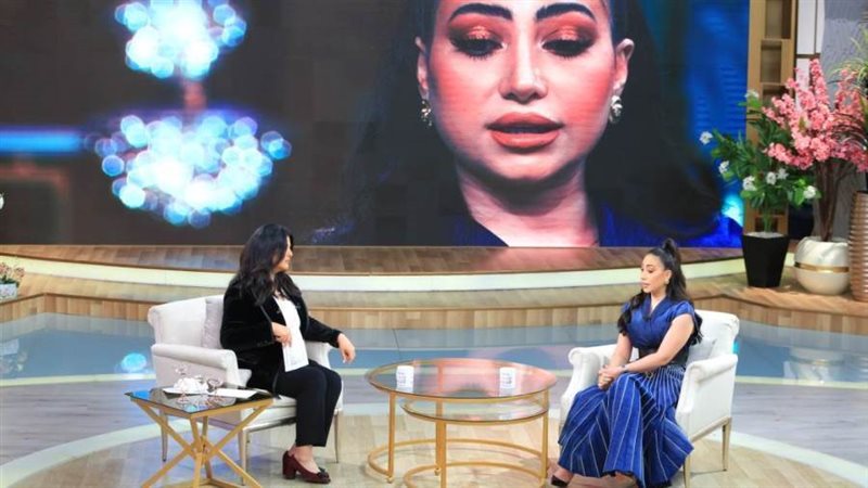 بوسي في ضيافة منى