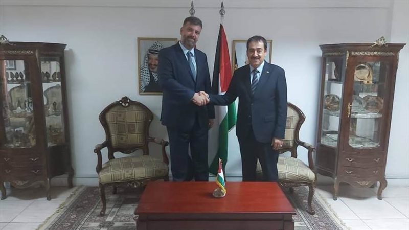 السفير حسام الدباس