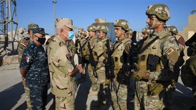 رئيس الأركان يتابع سير العمليات ومظاهر عودة الحياة الطبيعية بشمال سيناء