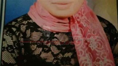 زهرة تتشح بالسواد حزنا على رحمة عروس المنيا