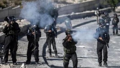 إصابة عشرات الفلسطينيين برصاص  الاحتلال والاختناق بالضفة الغربية والخليل