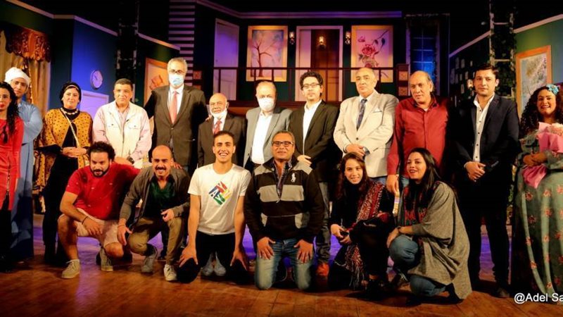 أبطال عرض ابي تحت