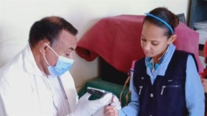 فحص طلاب المرحلة