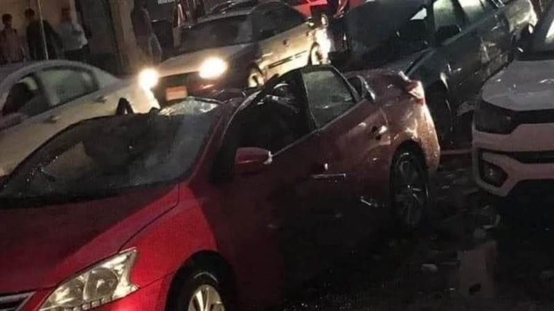 تهشم سيارتين بسبب