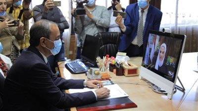 القباج تطلق مبادرة الهلال الأحمر المصري 