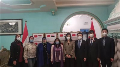 قنصلية الصين تقيم حفل توزيع مكافحة الوباء