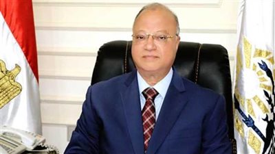 محافظ القاهرة يصدر قرارًا يسمح لكبار السن بركوب حافلات النقل العام بالمجان