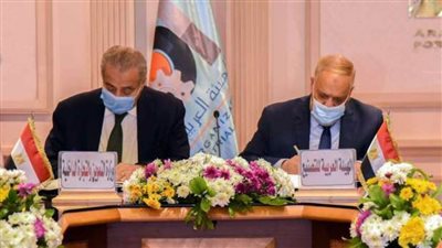 المصيلحي والتراس يتفقان على تعزيز خطة الدولة لاستخدام الغاز الطبيعي بالمخابز البلدية