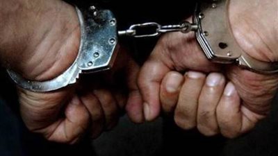 أجهزة الأمن تضبط شخصًا يعرض نفسه لممارسة الفجور عبر الإنترنت