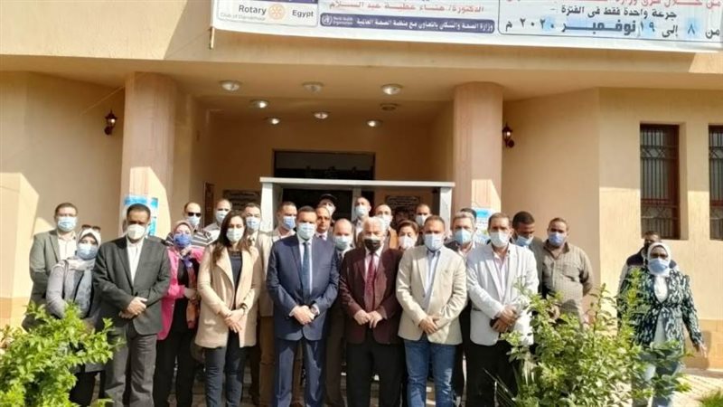 محافظ البحيرة يتفقد