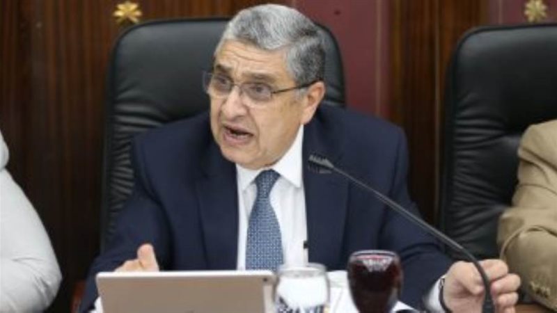 وزير الكهرباء والطاقة