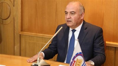 محافظ قنا يتابع مبادرة 