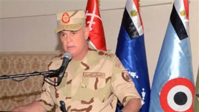 رئيس الأركان يشهد تنفيذ المرحلة الرئيسية للمشروع التكتيكى بجنود ذو جانبين (نصر 18)