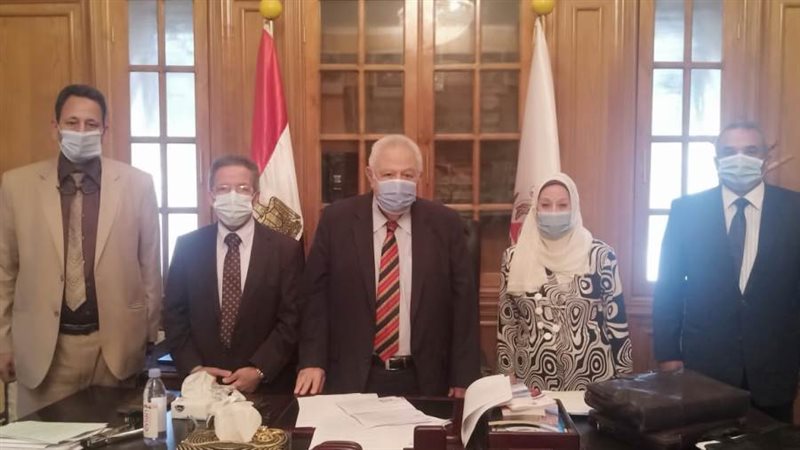 لقاء الأطباء والمحامين