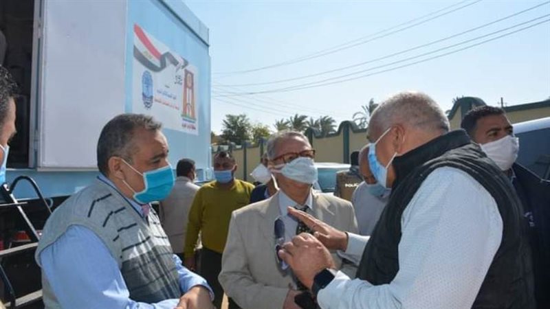 محافظ الوادى ومدير