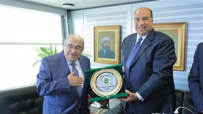 وفد نادي الاتحاد السكندري في مكتبة الإسكندرية