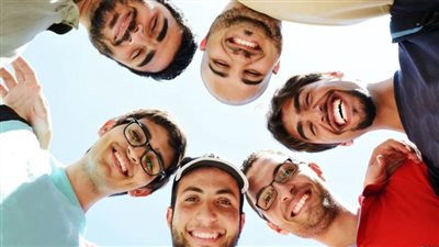 في اليوم العالمي للرجل .. 7 أشياء يبحث عنها الرجال في النساء