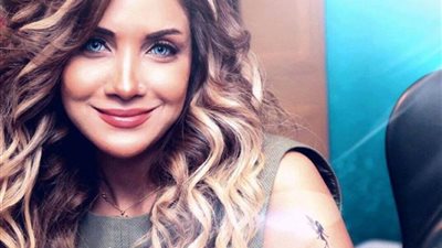 الفنانة سالي رشاد ضيفة 