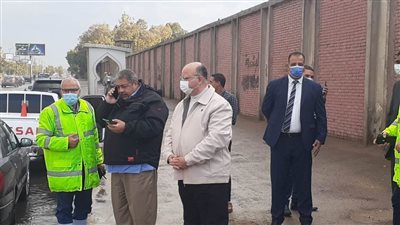 سيارات شفط المياه تنتشر فى شوارع القاهرة