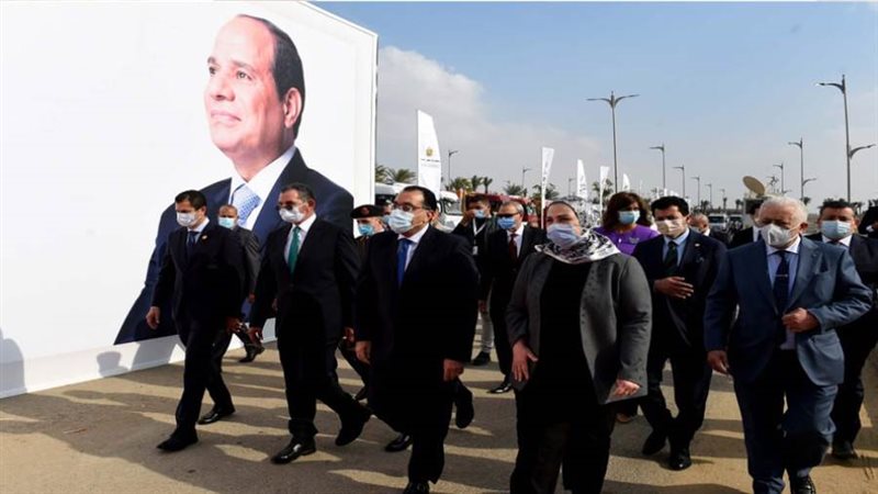 رئيس الوزراء يشهد