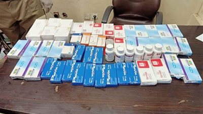 جمارك مطار سوهاج تحبط محاولة تهريب كمية من الأدوية