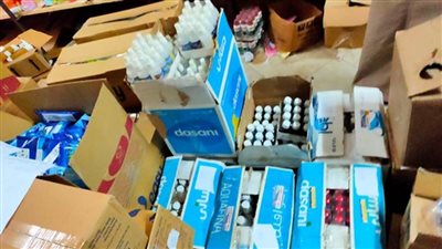 التحفظ على 29 ألف عبوة وقطعة مستلزمات طبية مجهولة بالإسكندرية