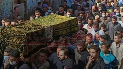 الآلاف يشيعون جنازة شيخ الدعوة محمد متولي منصور  